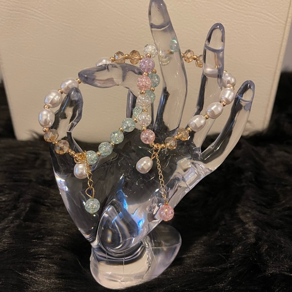 Beautiful 2 Piece Crystal Decor Beaded Bracelet - Picture 3 of 3